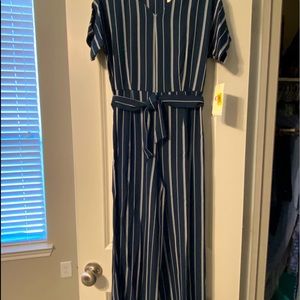 GB Big Girls 7-16 Navy stripped Jumpsuit. Size 12